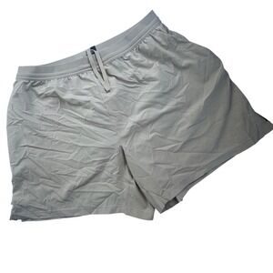 VRST men's shorts, size Medium